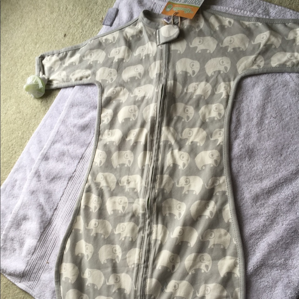 BNWT Woombie Soothie Sack 6-9 months